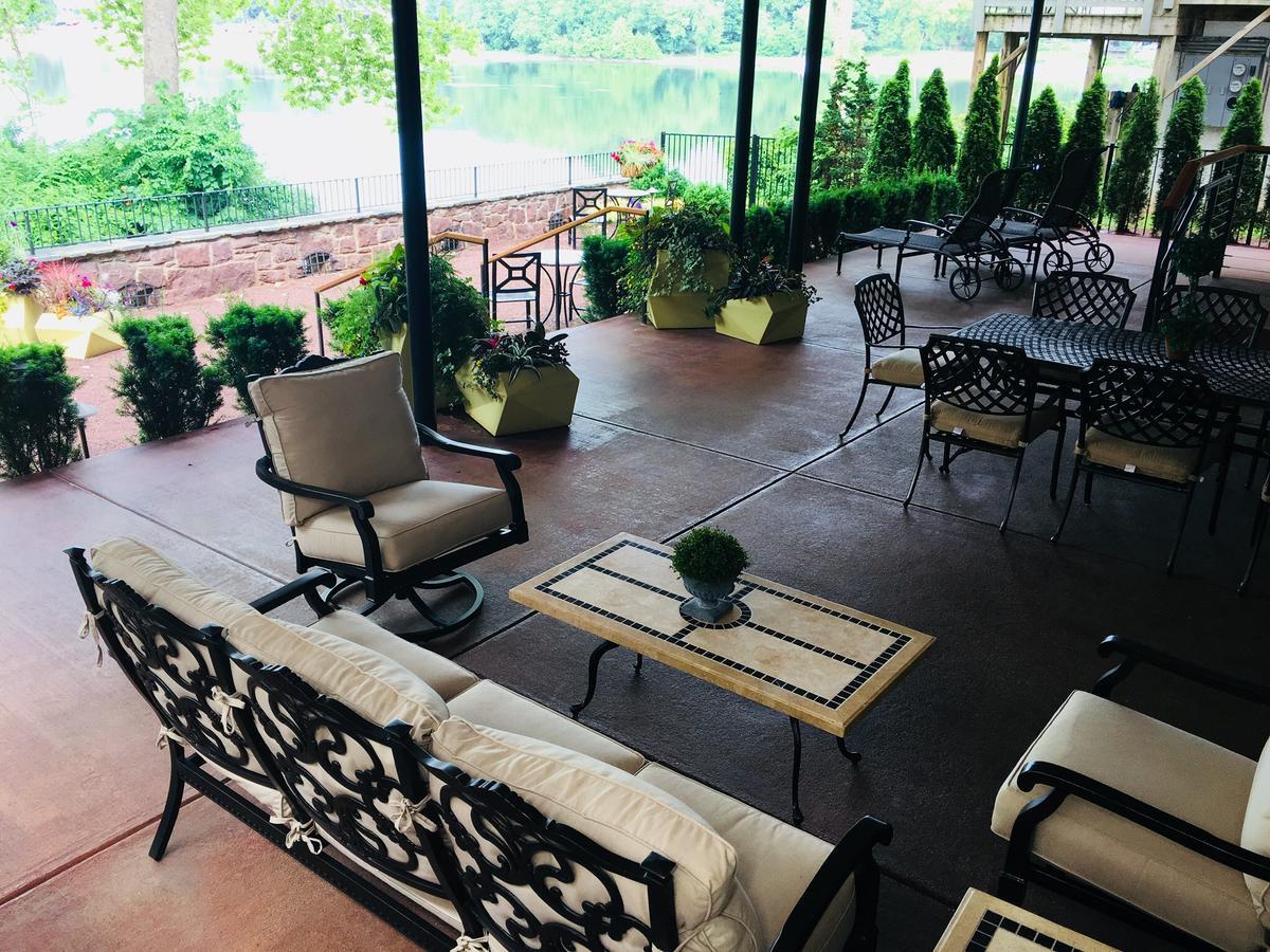 Carriage House New Hope Hotell Exteriör bild