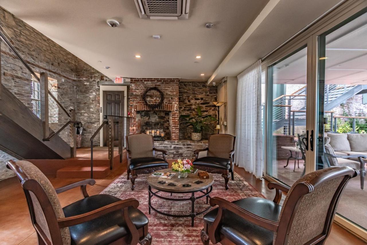 Carriage House New Hope Hotell Exteriör bild
